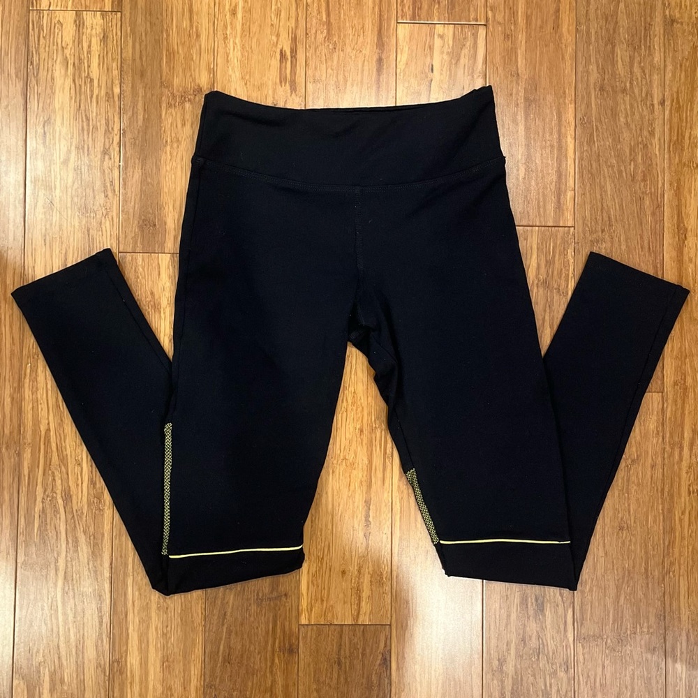 🖤💛 Dry Fit Leggings
